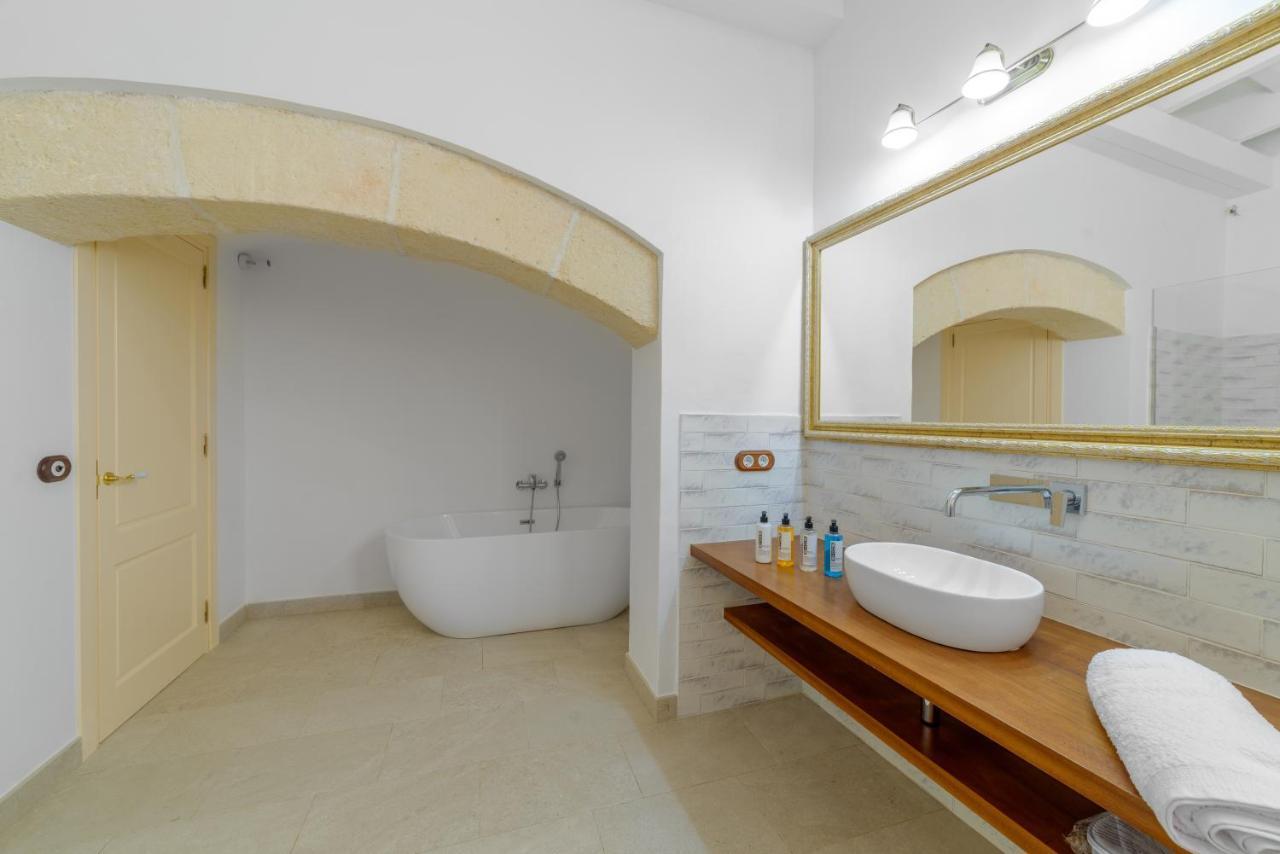 Seranova Luxury Hotel - Adults Only Ciutadella  Kültér fotó